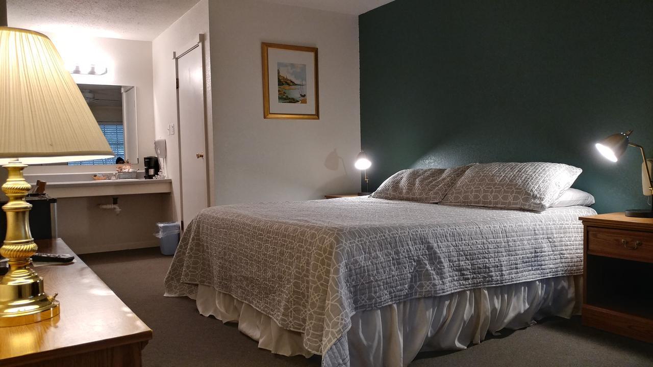 Wimberley Inn & Bar מראה חיצוני תמונה